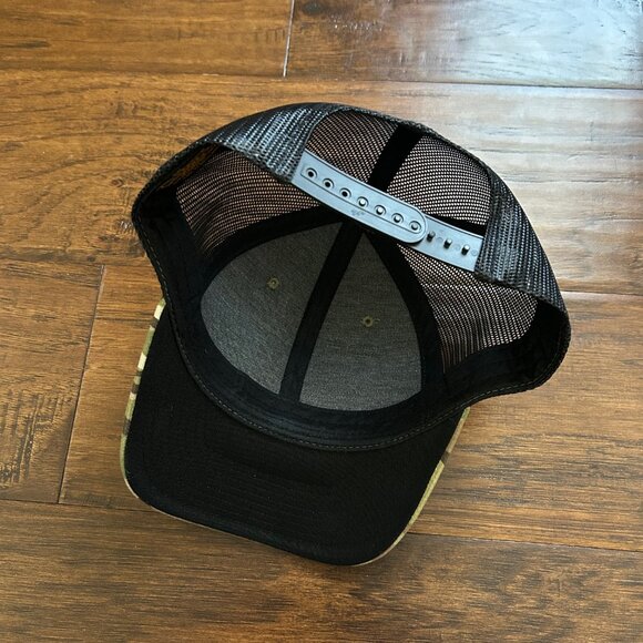 Classic Camo Trucker snapback hat cap tan olive green brown black mesh - Picture 4 of 4